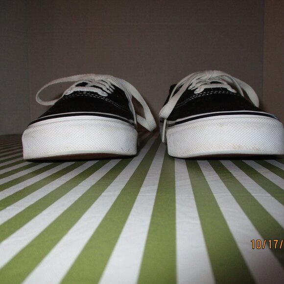 Vans Sneakers - Off the Wall - Picture 10 of 16